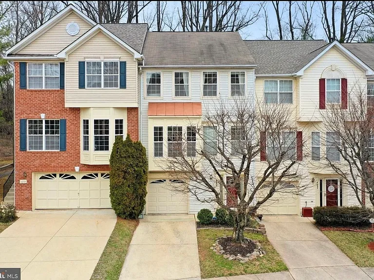 4635 Buckhorn Rdg — Photo 1