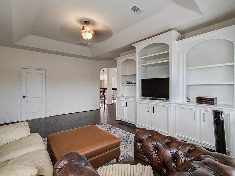 18807 Oriole Point Ct — Photo 43