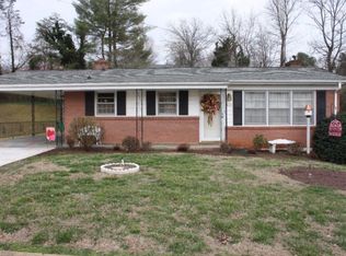812 Barrows Mill Rd, Martinsville, VA 24112