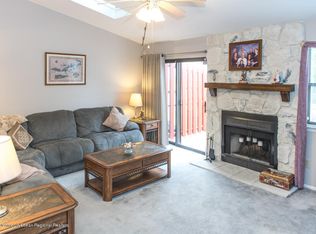 102 Chestnut Way, Manalapan, NJ 07726