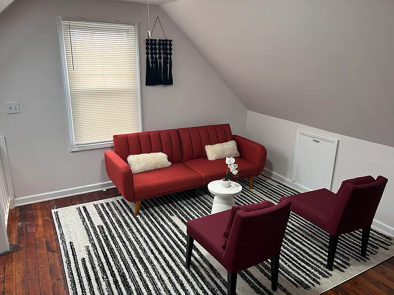 10806 Bernard Ave #3 — Photo 3