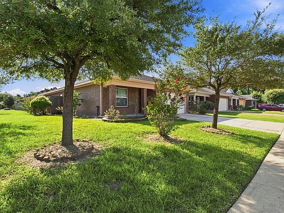 2nd image of 8526 Vista Oaks Mnr