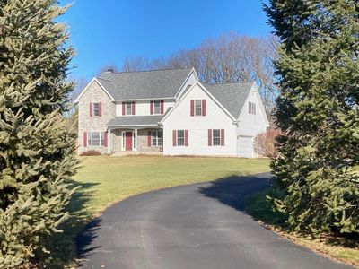 2051 Covenant Cir, Valparaiso, IN, 46383