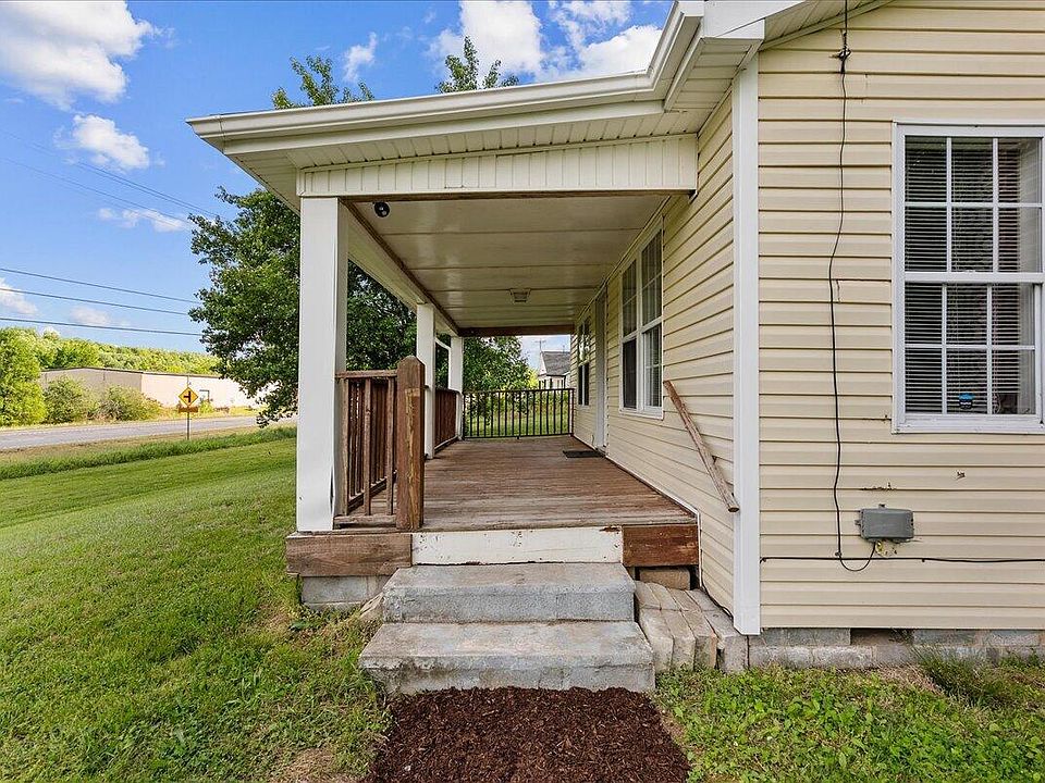 1272 Tunnel Hill Varnell Rd NW, Dalton, GA 30720 | Zillow