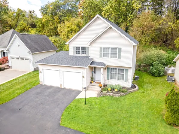 11 White Tail Rise, Rochester, NY 14622