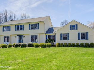 108 Lehigh Dr, Lincroft, NJ