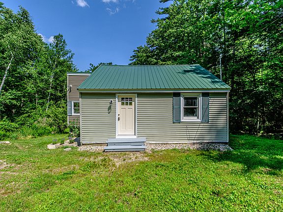 3rd image of 146 Demeritt Road