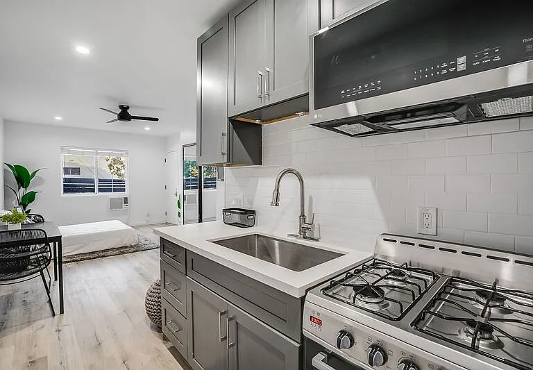 523 Main St #5 — Photo 7