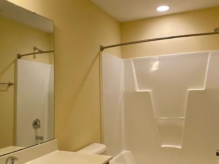 3921 Lexington Dr — Photo 11
