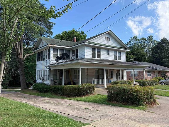 2nd image of 627 Quapaw Ave