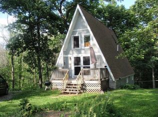 345 Lilac Dr, Walkerton, IN 46574