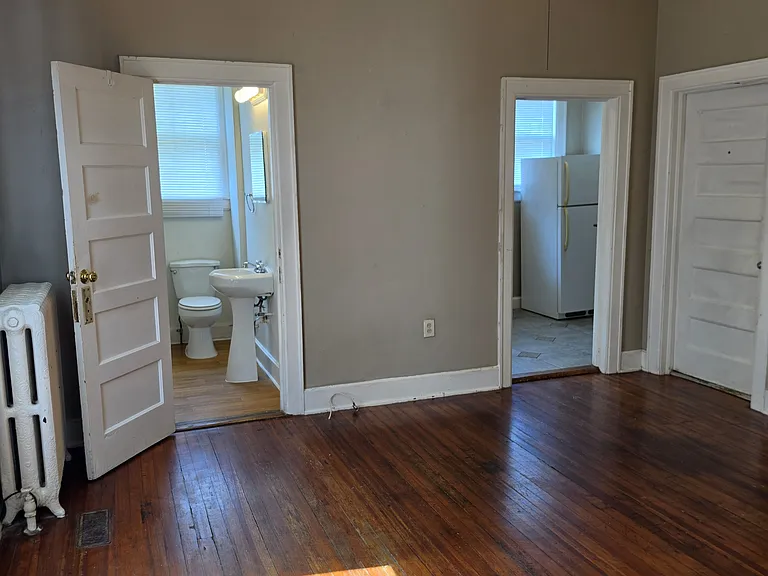 640 Day Ave SW #1 — Photo 4