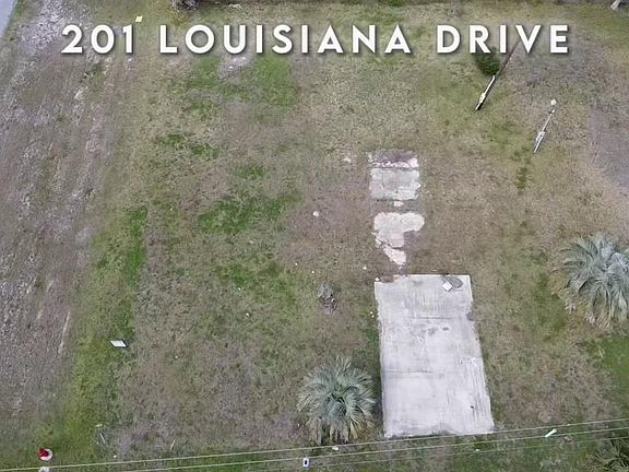 4th image of 201 Louisiana Dr