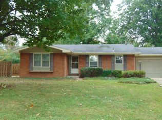 3225 S Pinehurst Ave, Springfield, MO 65807