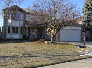 52322 Stag Ridge Dr, Macomb, MI 48042