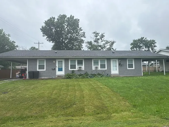 501 Timothy Dr, Villa Grove, IL 61956