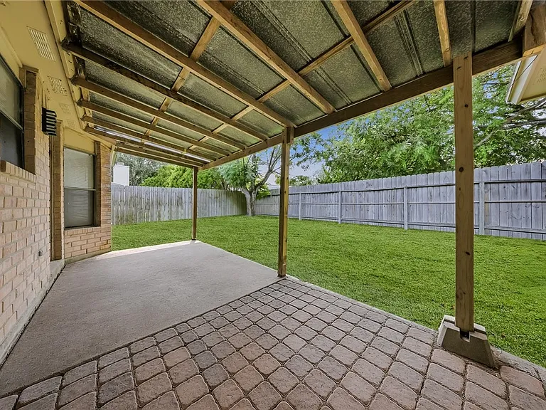 3029 Twin Creek Dr — Photo 18