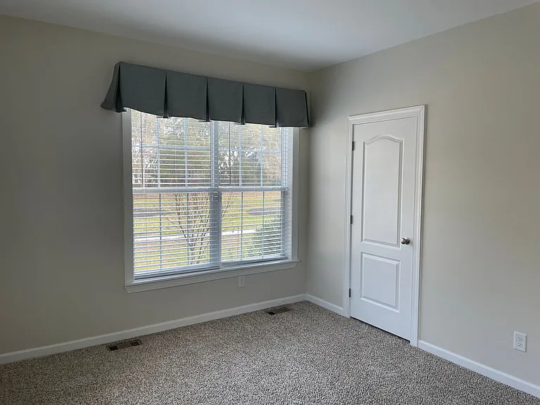 3656 Windy Point Rd SW — Photo 27