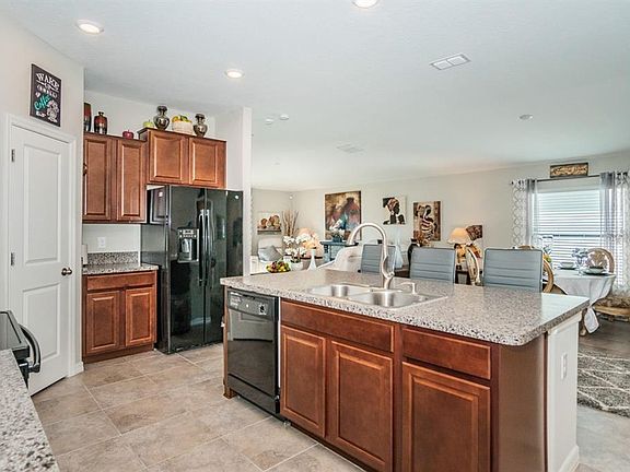 4th image of 4211 Globe Thistle Dr