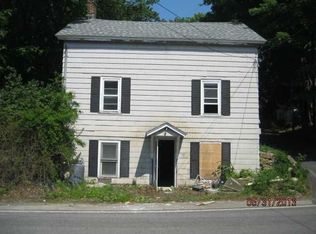 86 Church St, West Warwick, RI 02893