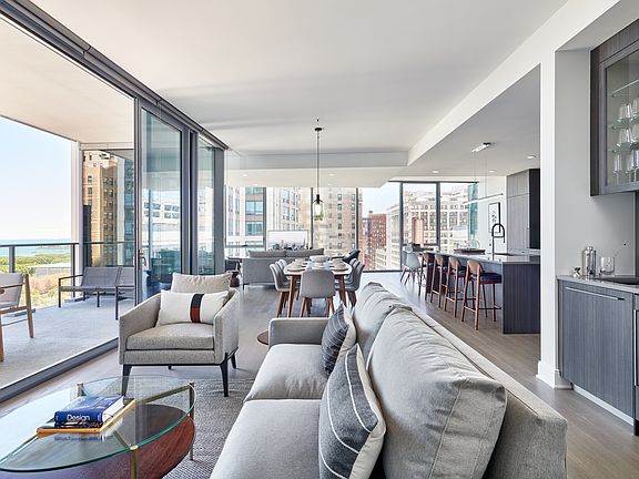 The Penthouse Collection Amenities Lounge