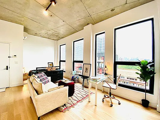 Rented by Compass | media 6