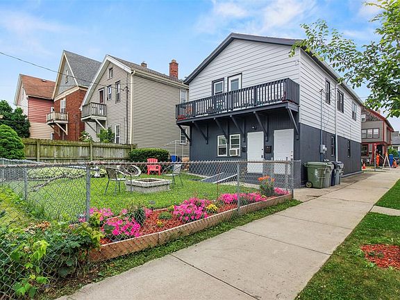 3rd image of 2478 N Fratney St #2478A