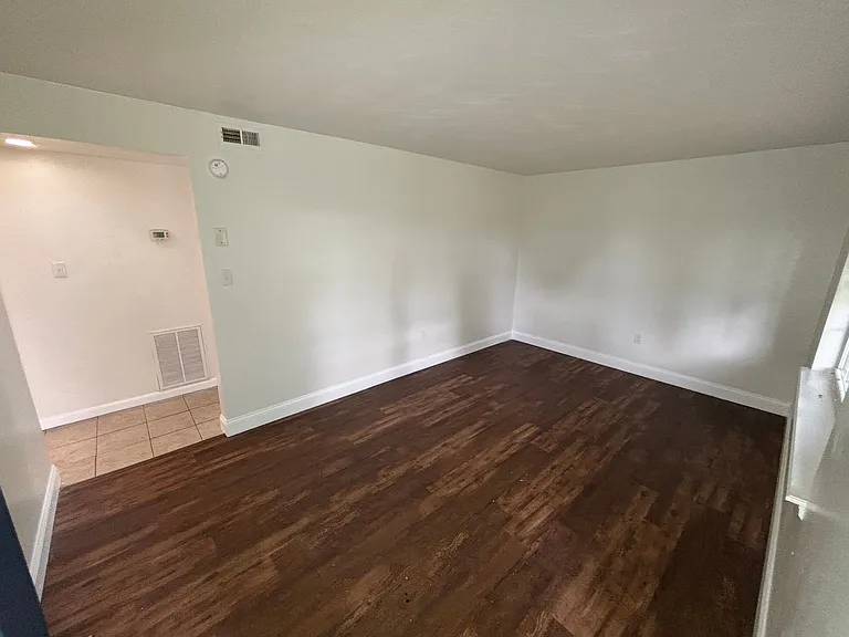 2832 Idlewild Blvd NE #2832 — Photo 4