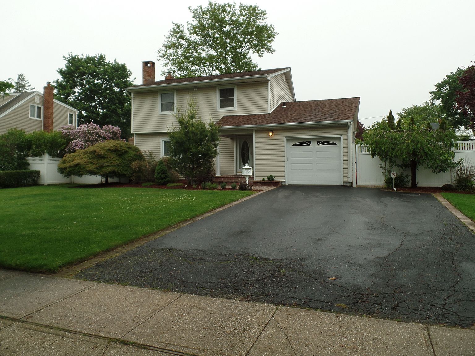 21 Seminole Dr, Commack, NY 11725 Zillow