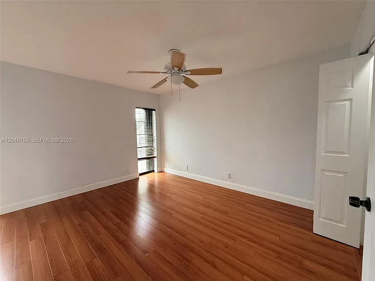 9717 N New River Canal Road 406 #406 — Photo 45