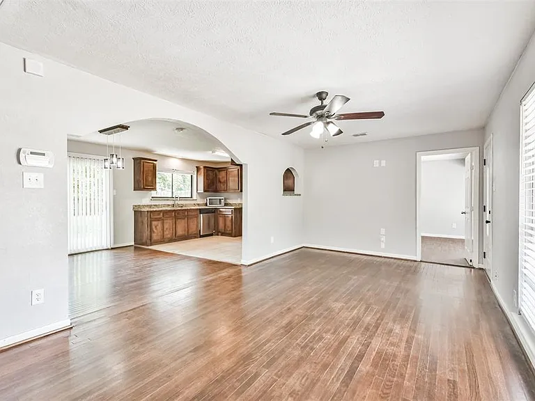 7106 Pinetex Dr — Photo 8