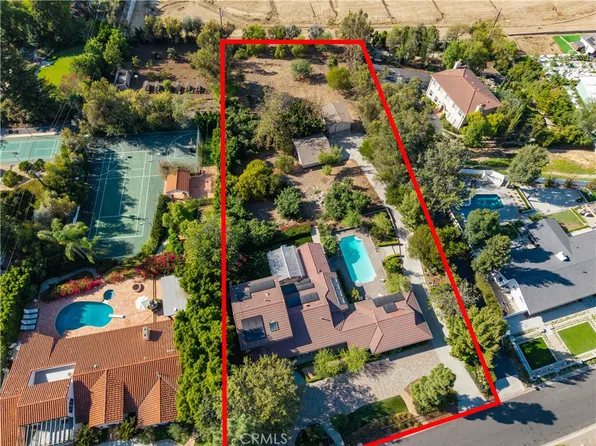 9931 Brier Ln, Santa Ana, CA 92705