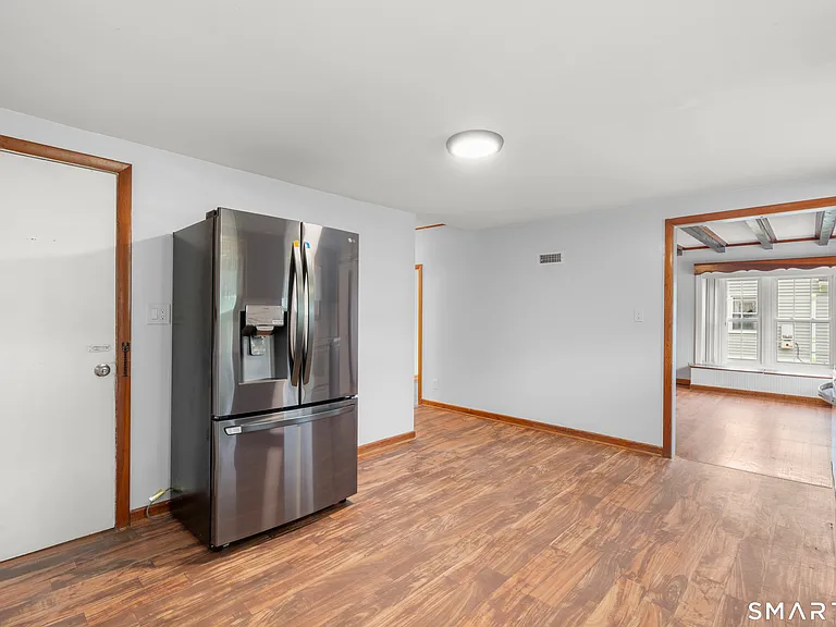 399 Hawthorne Ave — Photo 20