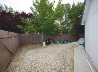 901 Edgecliff Dr, Reno, NV 89523