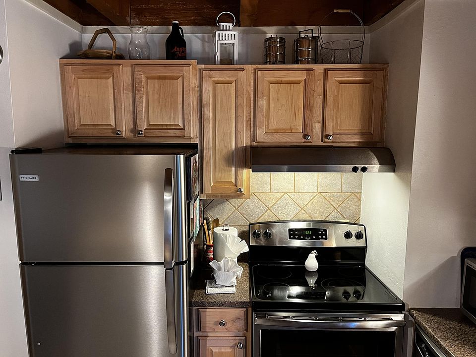 Kitchen - Stainless Steel Appliances