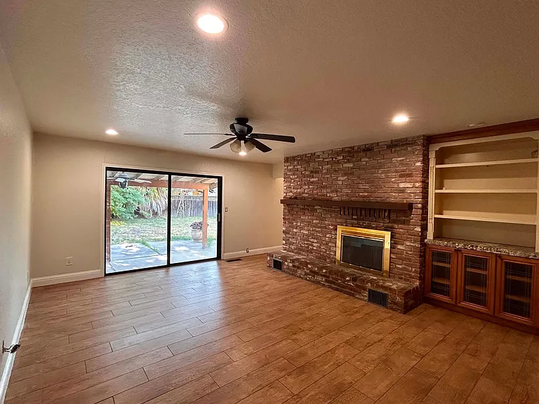 550 N Corral Hollow Rd — Photo 19