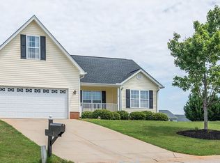 5 Wyman Ct, Greer, SC 29651