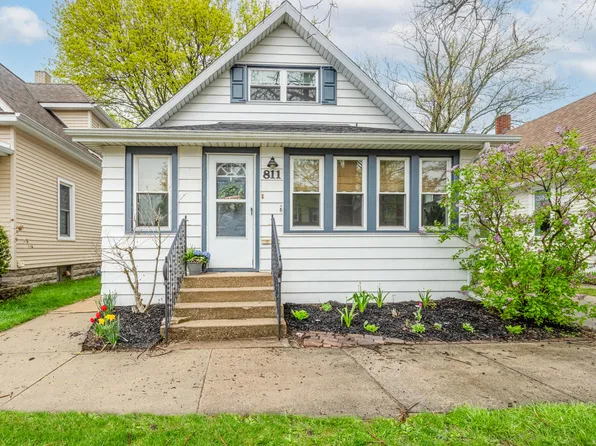 811 Michigan Ave, Saint Joseph, MI 49085