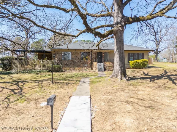 1421 N 49th St, Fort Smith, AR 72904