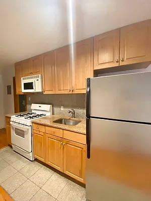 Rented by REAL New York | media 12