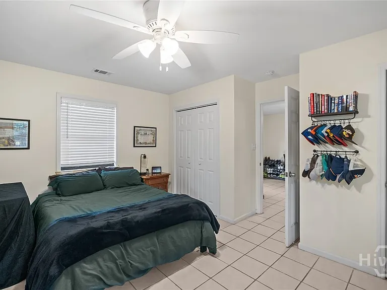 527 Red Oak Dr — Photo 37