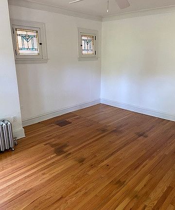 4th image of 1907 W Waveland Ave #1