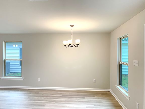 Denton IV G - DSLD Homes-Dinning