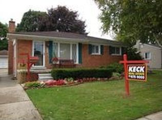 22233 Hayes St, Taylor, MI