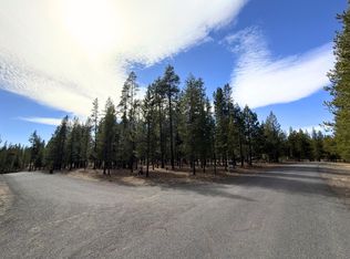 15111 River Loop Dr W, Bend, OR 97707