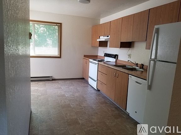 2nd image of 1330 Linda Ln APT 10