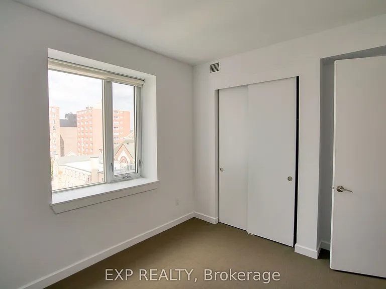 300 Lisgar St #603 — Photo 16