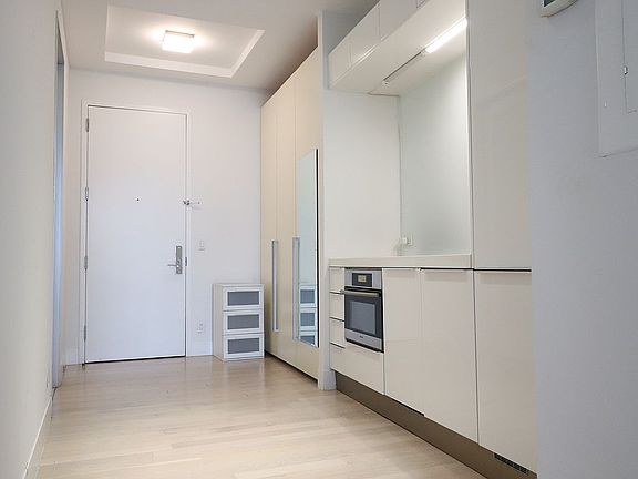 2nd image of 111 Fulton St APT 604
