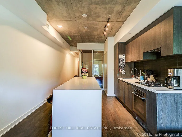 109 Ossington Ave #202 — Photo 6