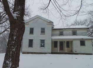 6370 W Coon Lake Rd, Howell, MI 48843